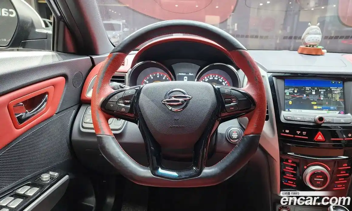 SsangYong TIBOLI 2015 1.6 Автомат в Москве № 1242127, фото 14