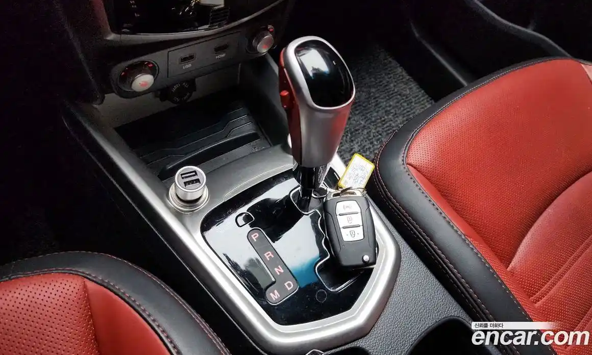 SsangYong TIBOLI 2015 1.6 Автомат в Москве № 1242127, фото 9