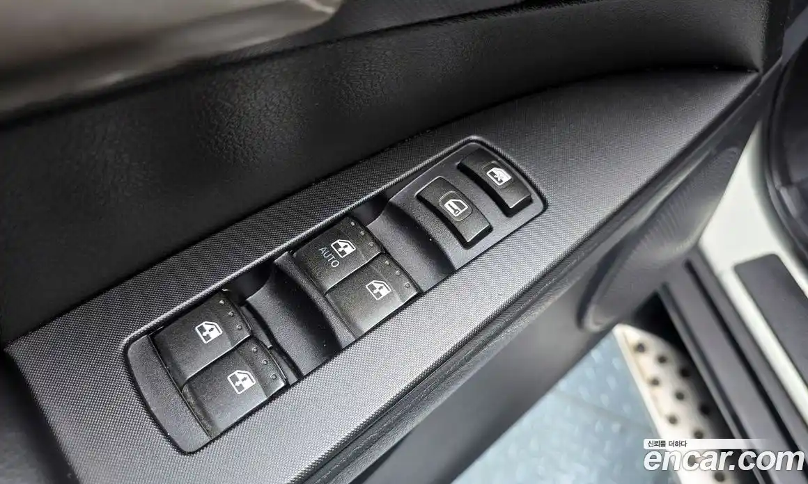 SsangYong Korando 2015 2.0 Автомат в Москве № 1242152, фото 17