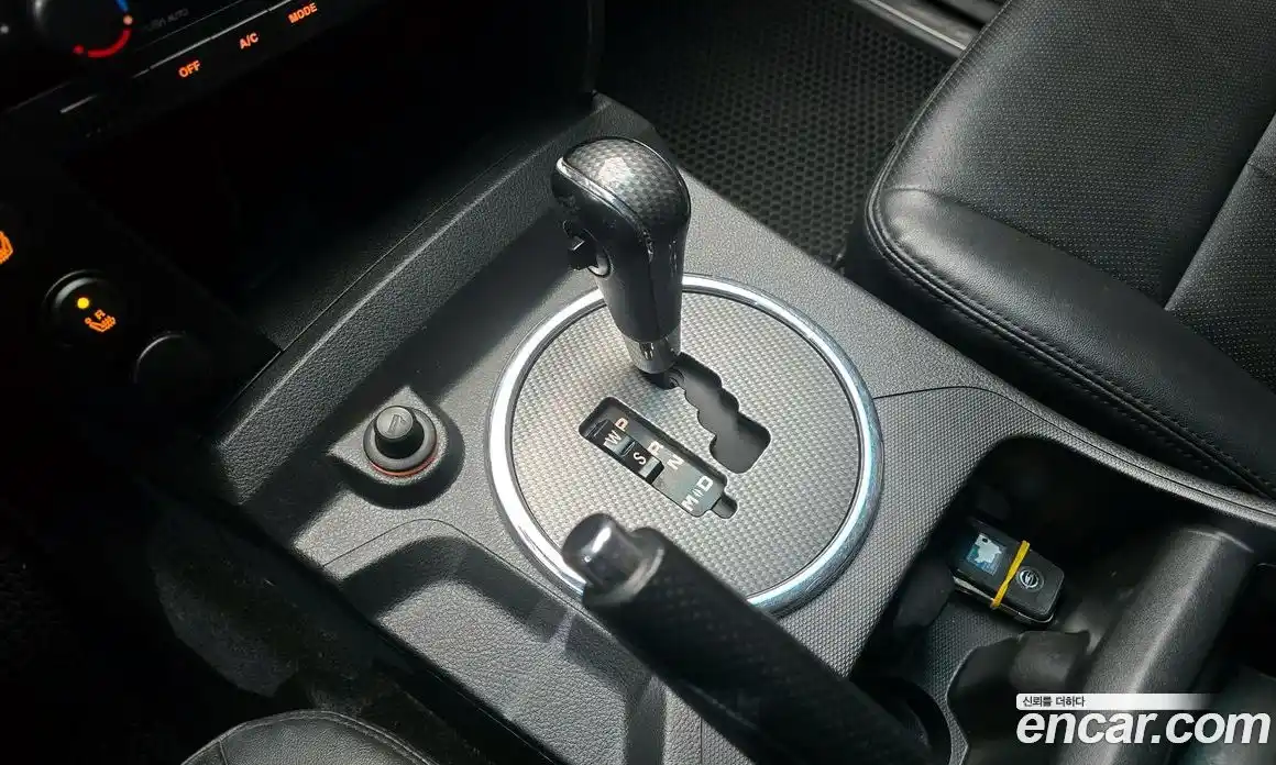 SsangYong Korando 2015 2.0 Автомат в Москве № 1242152, фото 9