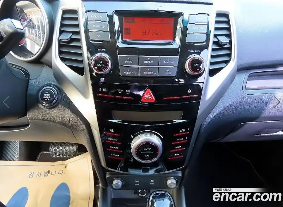 SsangYong TIBOLI 2015 1.6 Автомат в Москве № 1242224, фото 13