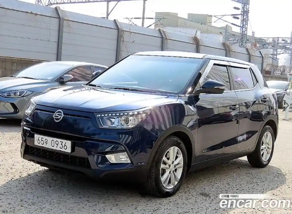 SsangYong TIBOLI 2015 1.6 Автомат в Москве № 1242224, фото 2
