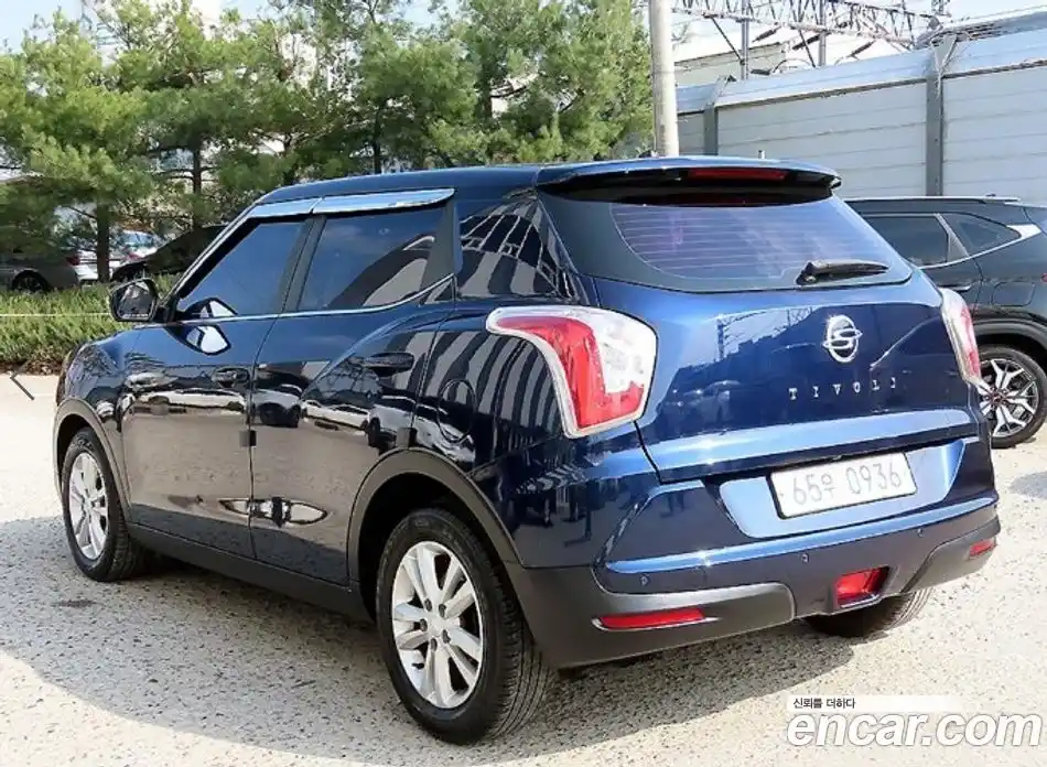 SsangYong TIBOLI 2015 1.6 Автомат в Москве № 1242224, фото 3