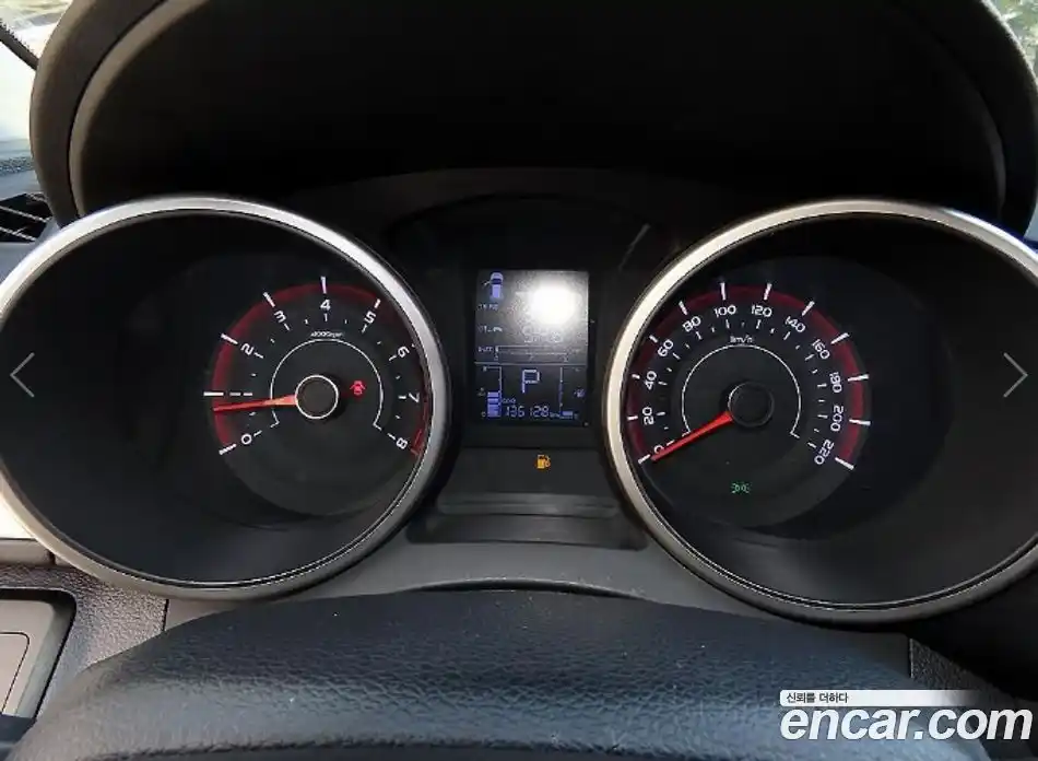 SsangYong TIBOLI 2015 1.6 Автомат в Москве № 1242224, фото 9