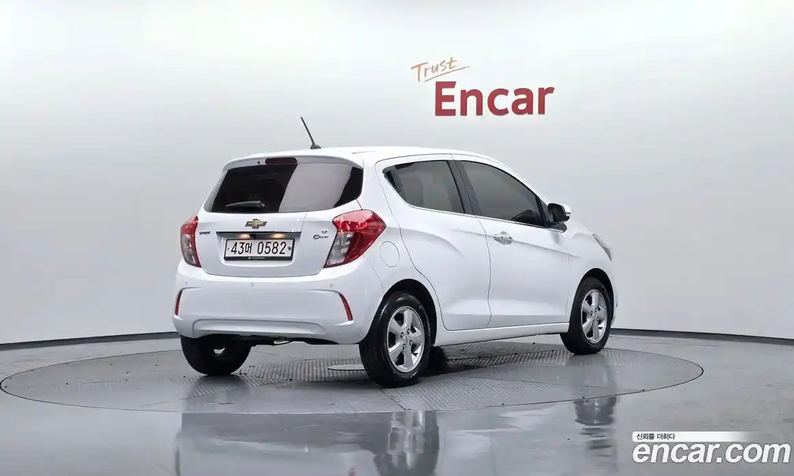 Chevrolet Spark 2016 1.0 Автомат в Москве № 1242267, фото 1