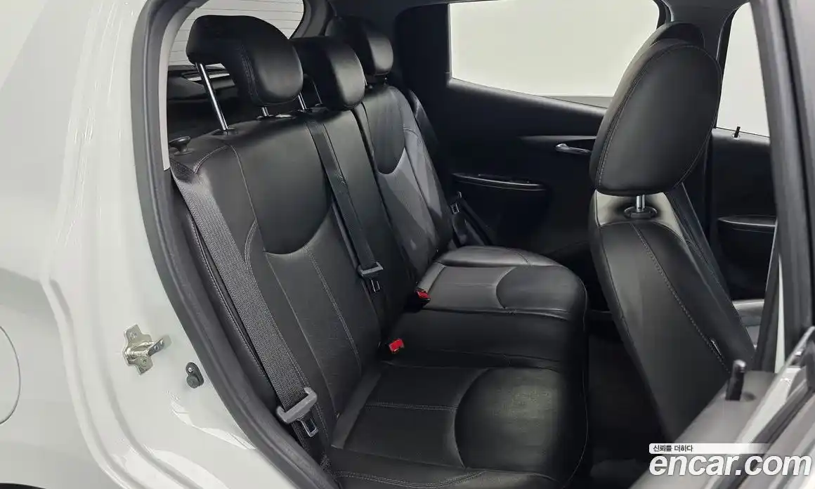 Chevrolet Spark 2016 1.0 Автомат в Москве № 1242267, фото 11