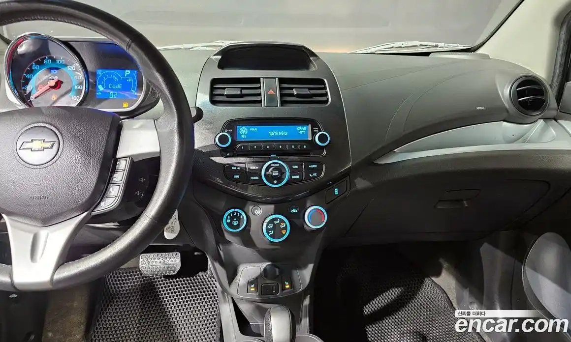 Chevrolet Spark 2014 1.0 гидро в Москве № 39276, фото 19