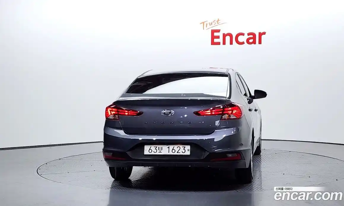 Hyundai Avante 2018 1.6 гидро в Москве № 112292, фото 4