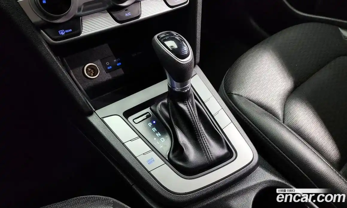 Hyundai Avante 2018 1.6 гидро в Москве № 112292, фото 9