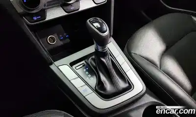 Hyundai Avante 2018 1.6 гидро в Москве № 112292, миниатюра 9