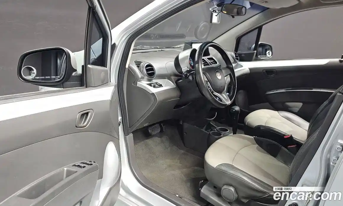 Chevrolet Spark 2012 1.0 гидро в Москве № 1233717, фото 10