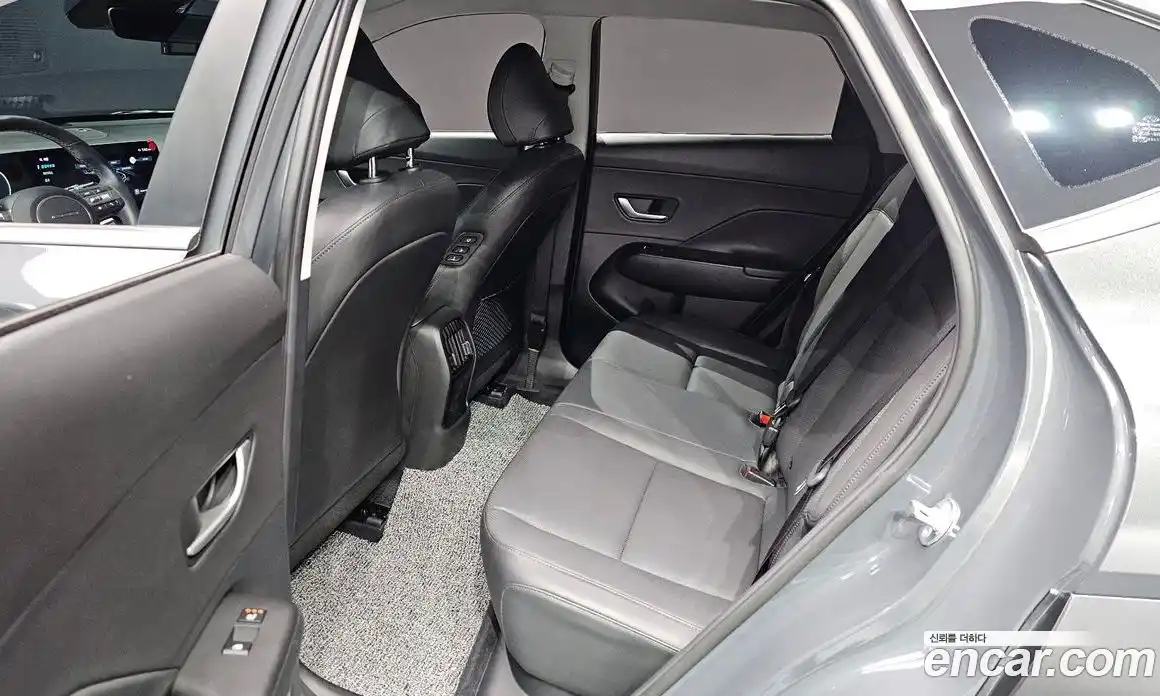 Hyundai Kona 2024 1.6 гидро в Москве № 1244472, фото 17