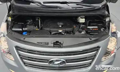 Hyundai Starex 2016 2.5 Автомат в Москве № 1244609, миниатюра 5