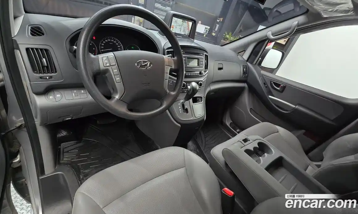 Hyundai Starex 2016 2.5 Автомат в Москве № 1244609, фото 6