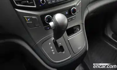 Hyundai Starex 2016 2.5 Автомат в Москве № 1244609, миниатюра 8