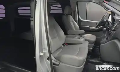 Hyundai Starex 2016 2.5 Автомат в Москве № 1244609, миниатюра 9