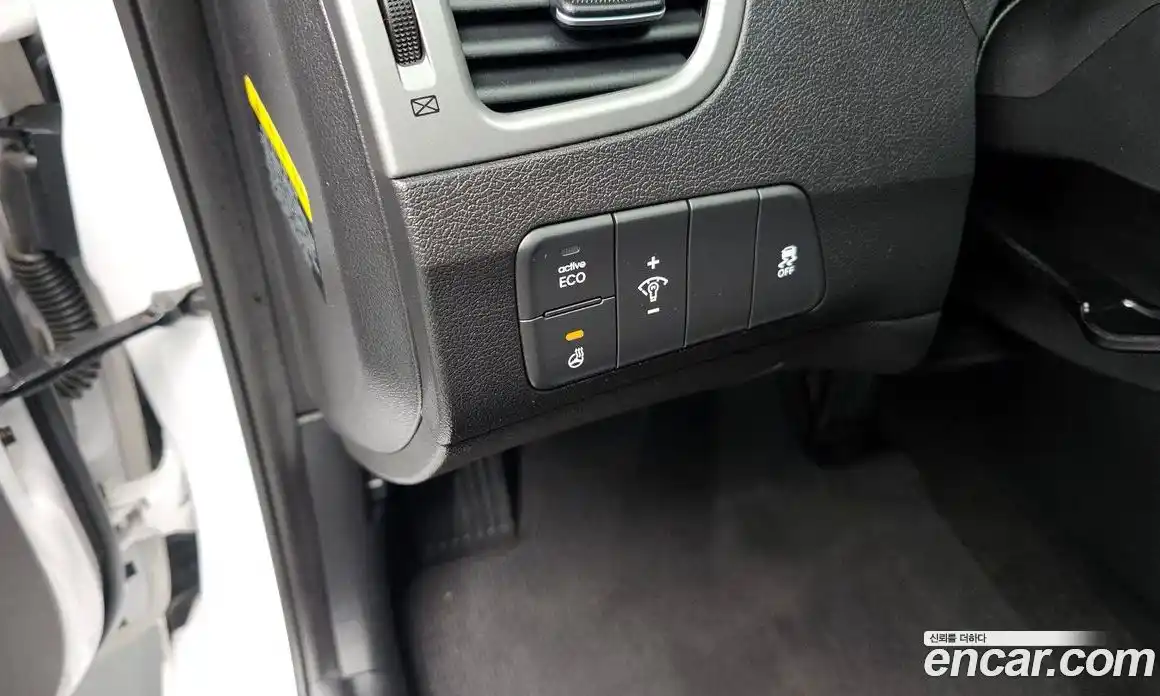 Hyundai Avante 2014 1.6 гидро в Москве № 1244742, фото 18