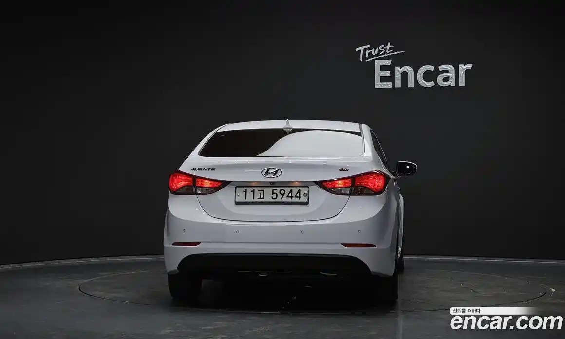Hyundai Avante 2014 1.6 гидро в Москве № 1244742, фото 4
