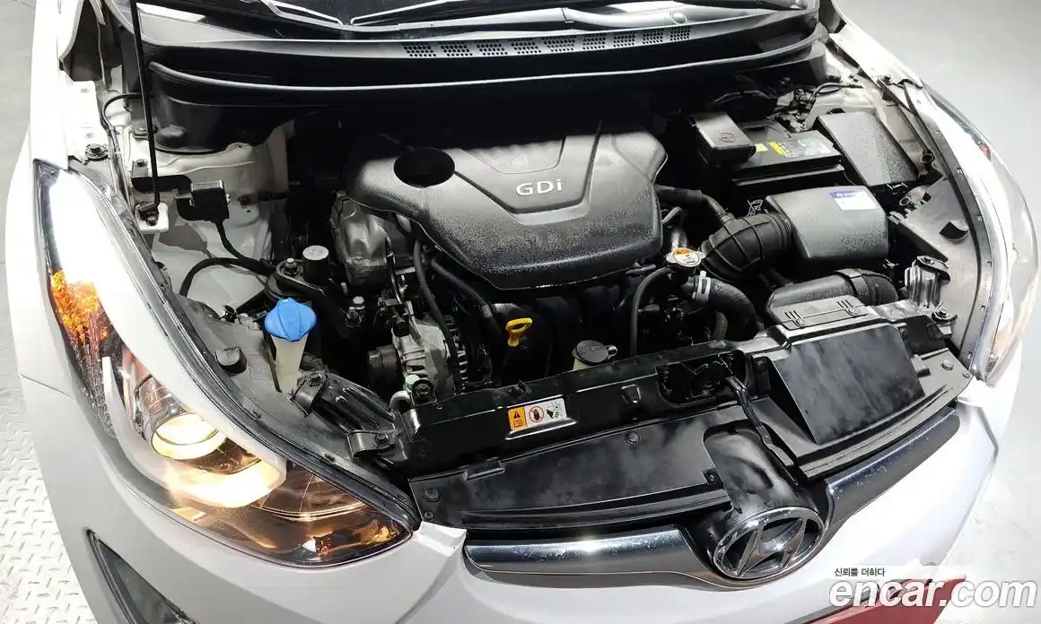 Hyundai Avante 2014 1.6 гидро в Москве № 1244742, фото 6