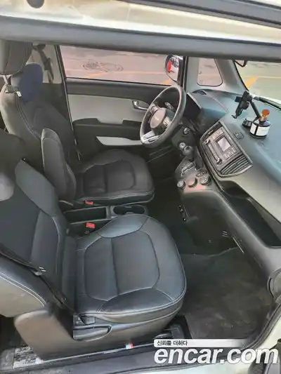 Kia Ray 2024 1.0 Автомат в Москве № 1244795, миниатюра 6