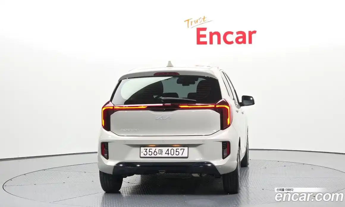 Kia Morning 2023 1.0 Автомат в Москве № 1244836, фото 4