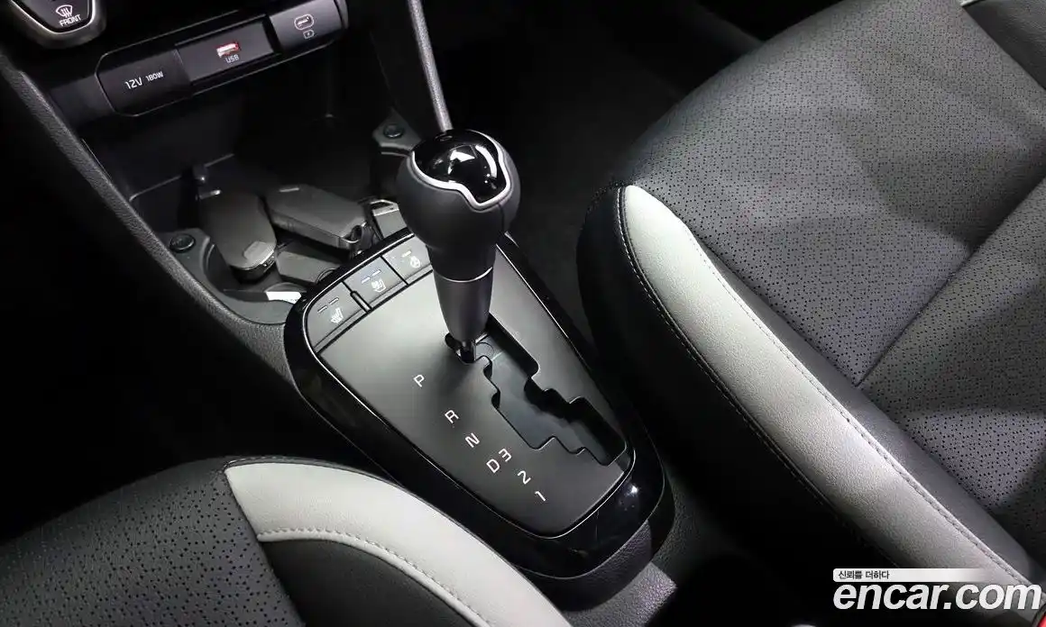 Kia Morning 2023 1.0 Автомат в Москве № 1244836, фото 9