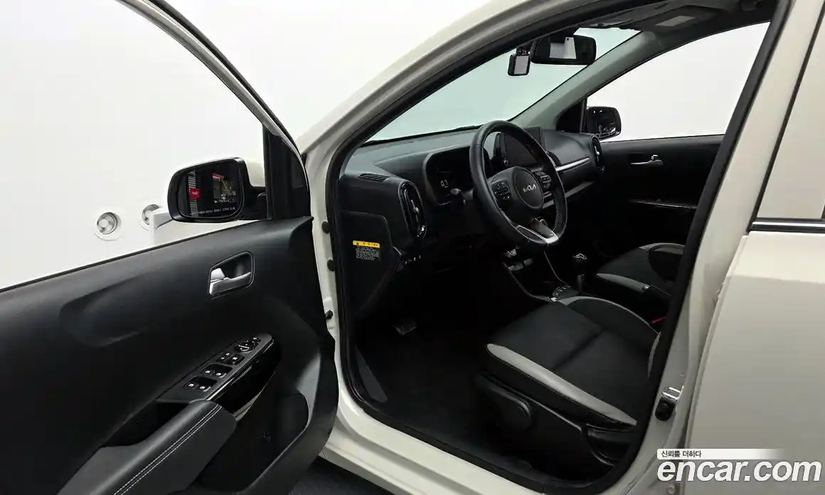 Kia Morning 2023 1.0 Автомат в Москве № 1244836, фото 10