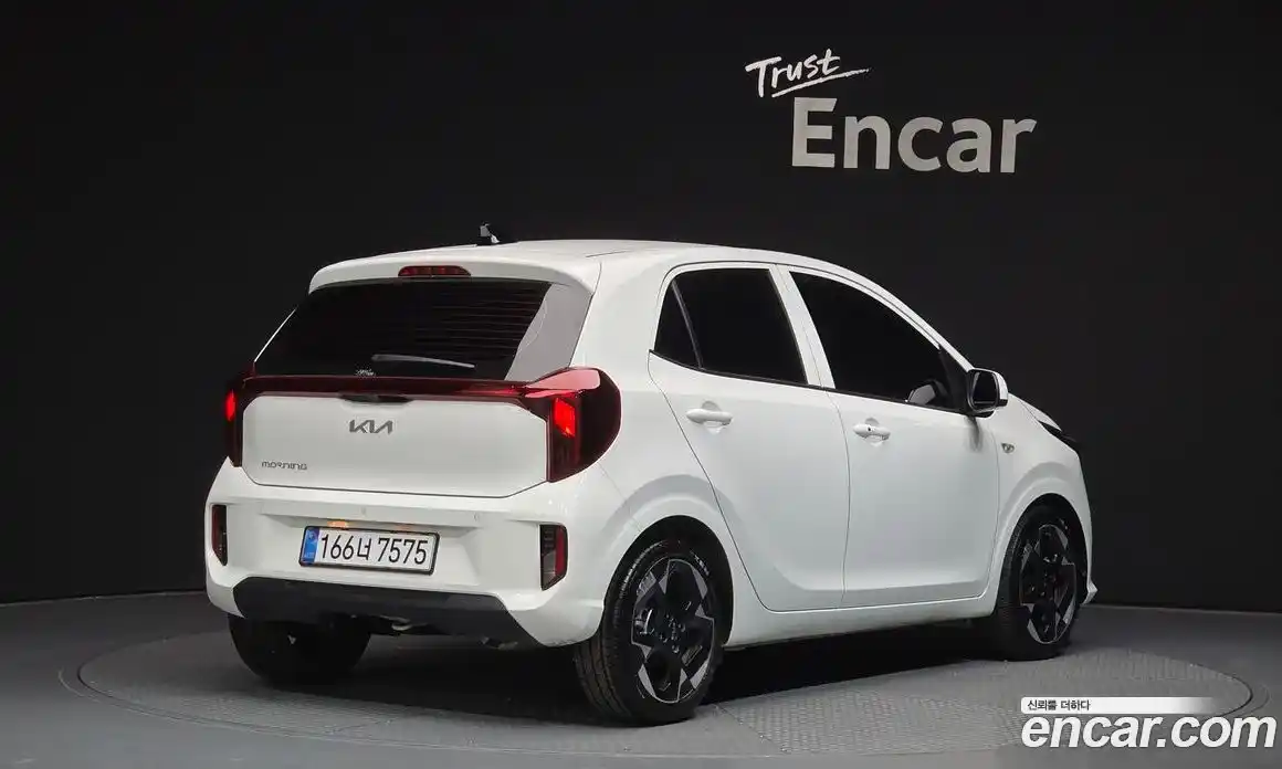 Kia Morning 2025 1.0 Автомат в Москве № 1244856, фото 2