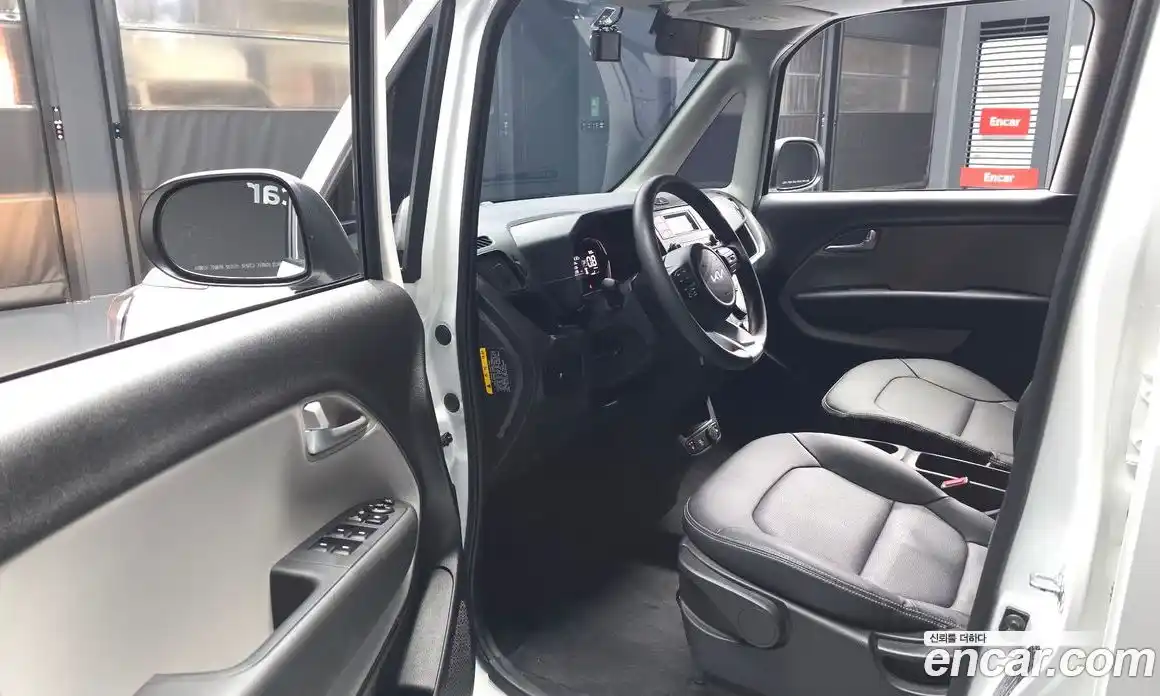 Kia Ray 2024 1.0 Автомат в Москве № 1244887, фото 10