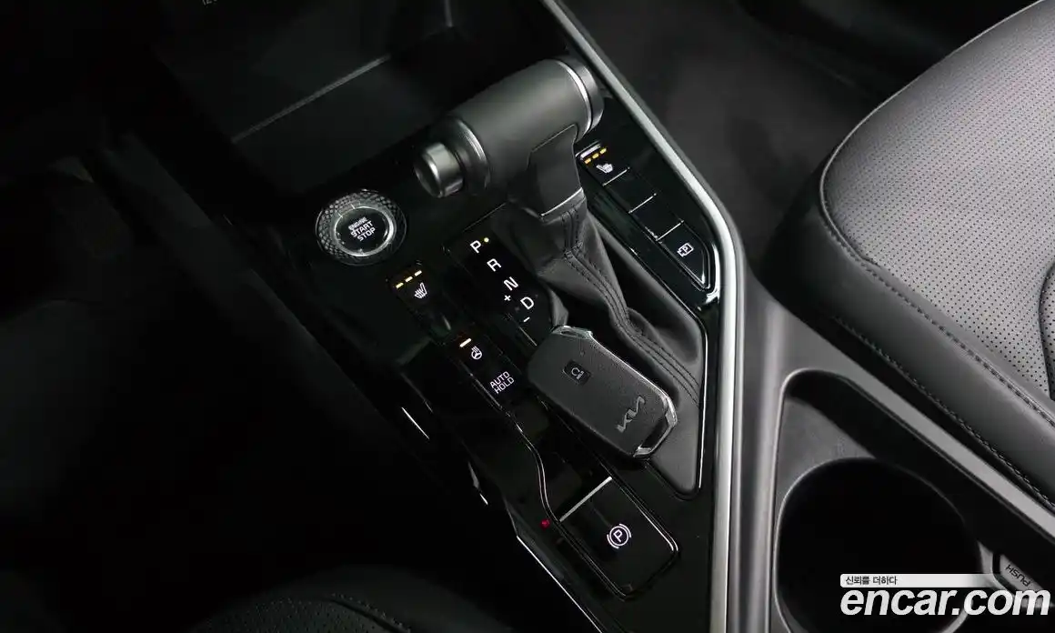 Kia Niro 2024 1.6 гидро в Москве № 1244889, фото 9
