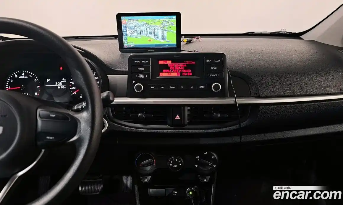 Kia Morning 2022 1.0 Автомат в Москве № 1244897, фото 13