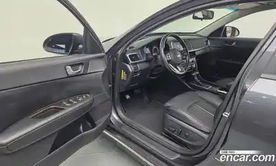 Kia K5 2018 2.0 Автомат в Москве № 1244922, миниатюра 10