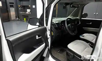 Kia Ray 2024 1.0 Автомат в Москве № 1244927, миниатюра 11