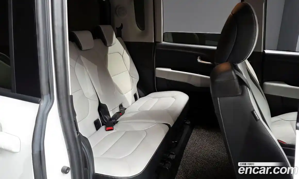 Kia Ray 2024 1.0 Автомат в Москве № 1244927, фото 12