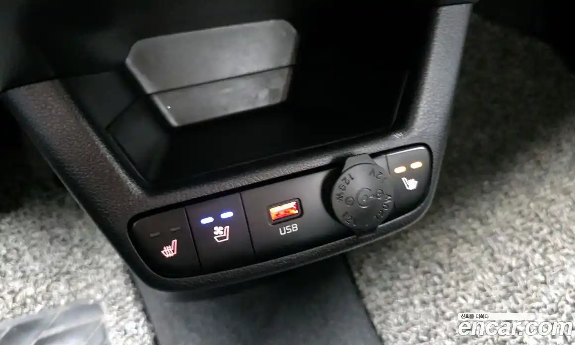 Kia Ray 2024 1.0 Автомат в Москве № 1244927, фото 17