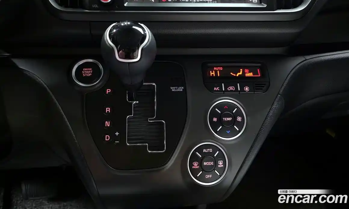 Kia Ray 2024 1.0 Автомат в Москве № 1244927, фото 9