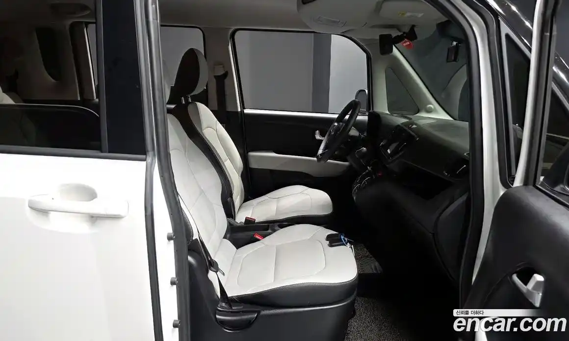 Kia Ray 2024 1.0 Автомат в Москве № 1244927, фото 10