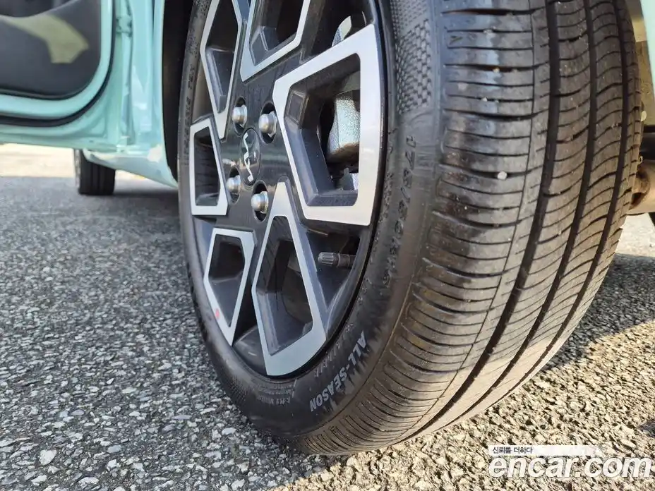 Kia Ray 2024 1.0 Автомат в Москве № 1244942, фото 9