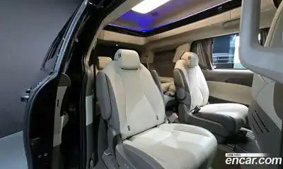 Kia Canival 2025 1.6 гидро в Москве № 1244960, миниатюра 12