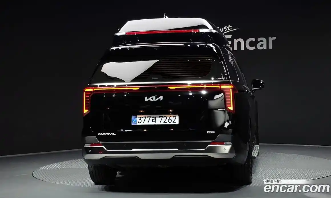Kia Canival 2025 1.6 гидро в Москве № 1244960, фото 4