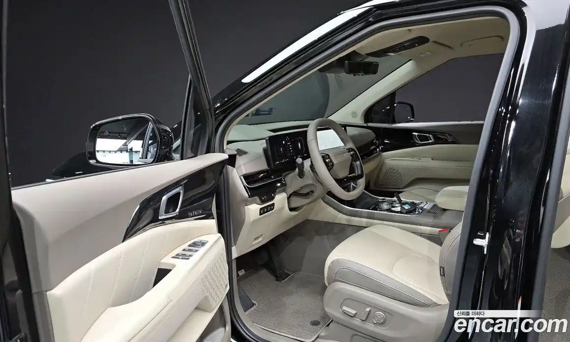 Kia Canival 2025 1.6 гидро в Москве № 1244960, фото 10