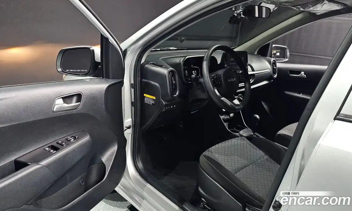 Kia Morning 2024 1.0 Автомат в Москве № 1244974, фото 10