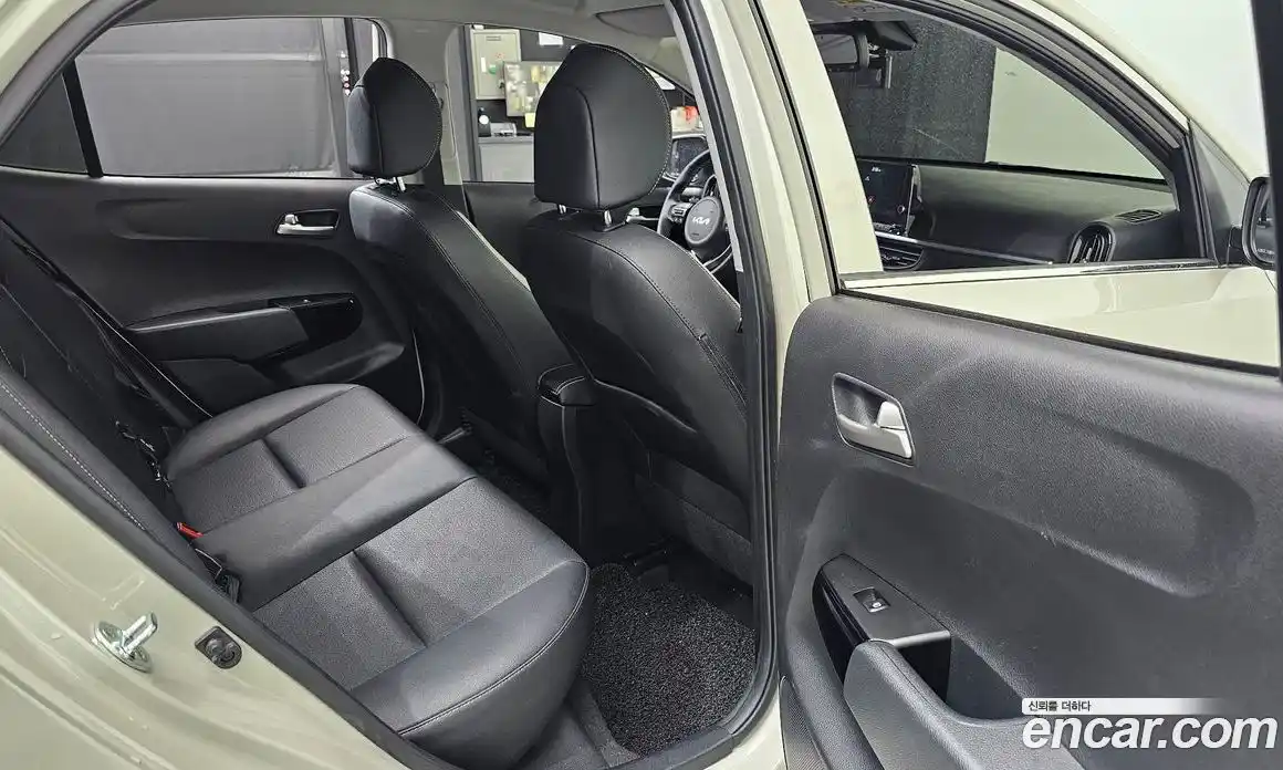 Kia Morning 2022 1.0 Автомат в Москве № 1244991, фото 13