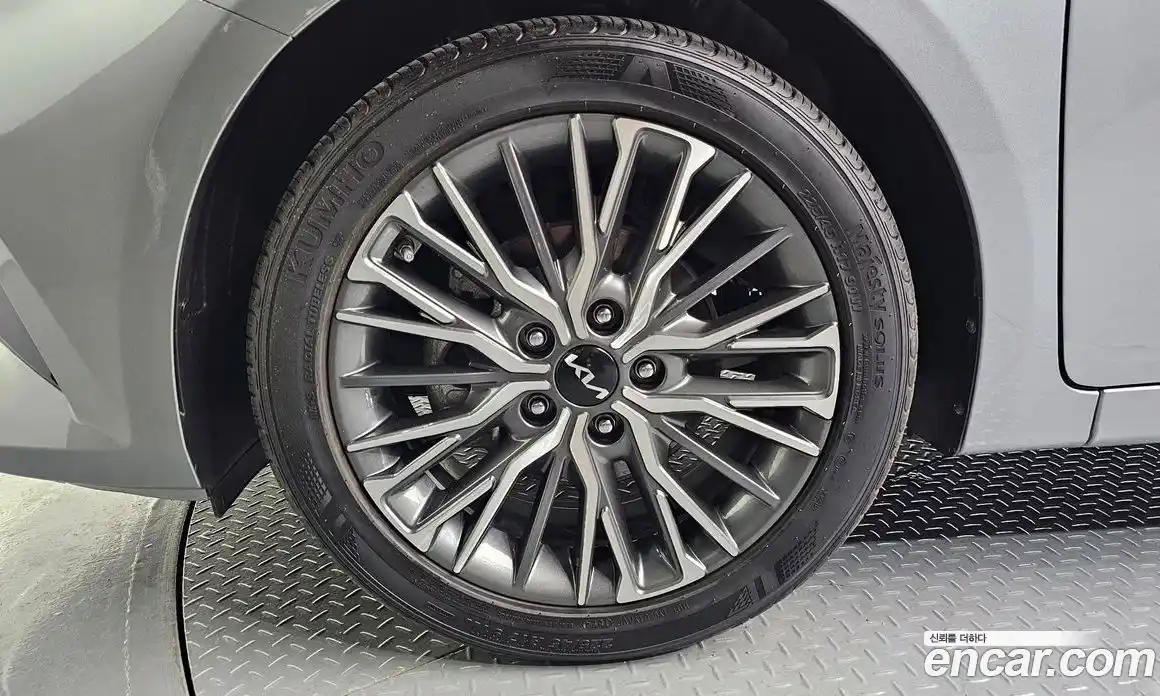 Kia K3 2024 1.6 Автомат в Москве № 1245009, фото 5