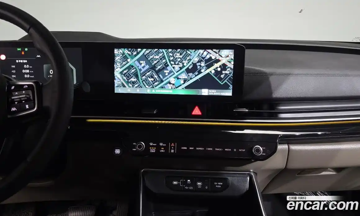 Kia Canival 2024 1.6 Автомат в Москве № 1245014, фото 12