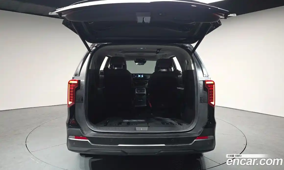 Kia Canival 2024 1.6 Автомат в Москве № 1245014, фото 19