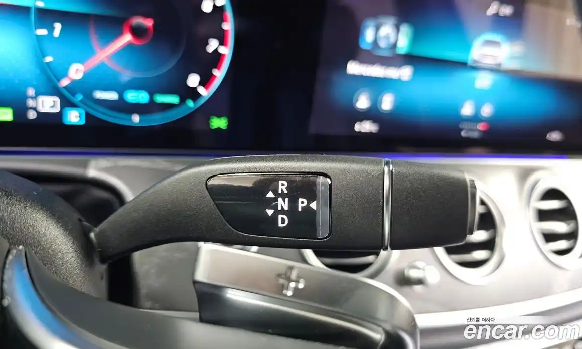 Mercedes-Benz E-Class 2022 2.0 гидро в Москве, фото 9