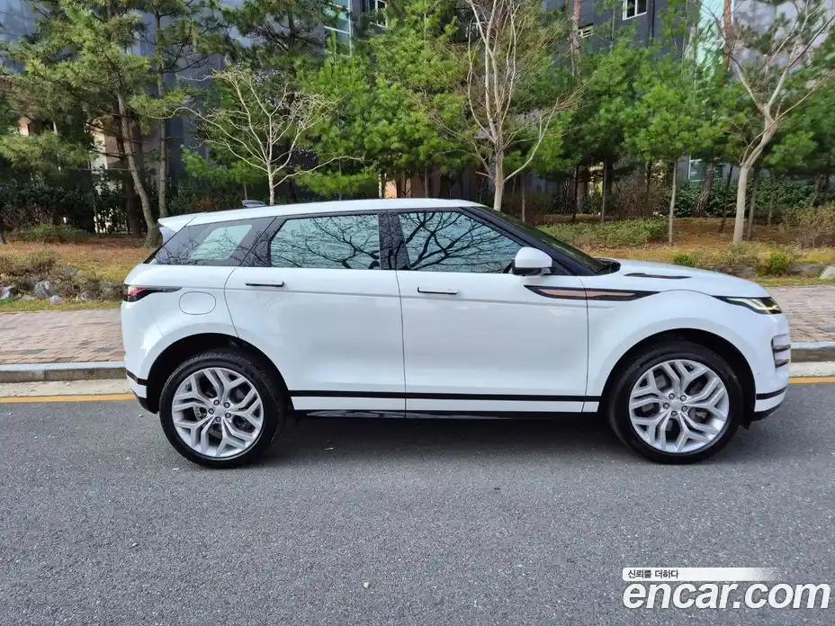 Land Rover Range-Rover Evoque 2020 2.0 гидро в Москве № 1250588, фото 8