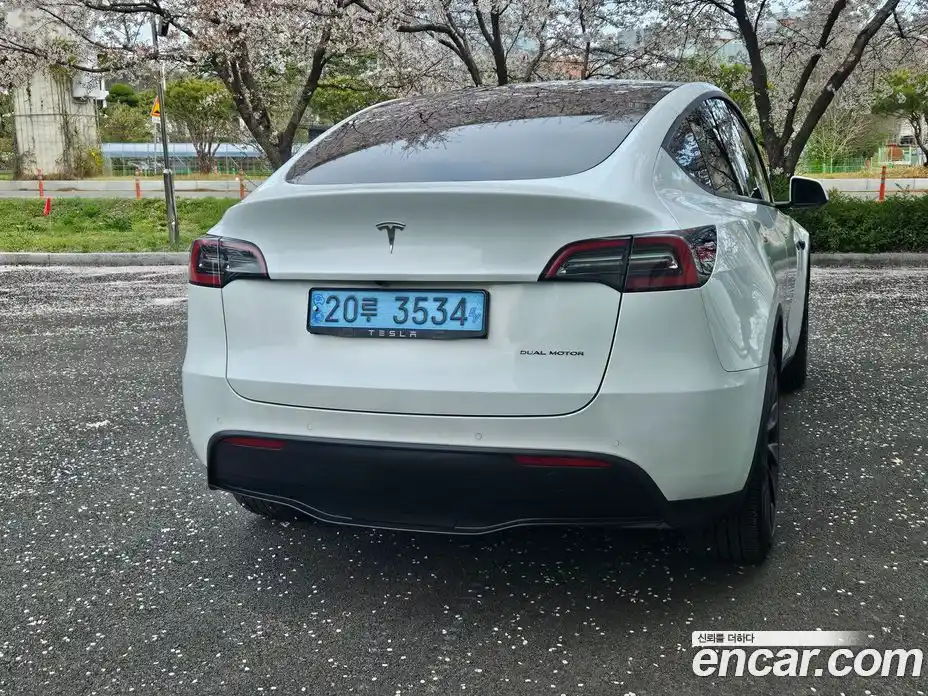 Tesla Model Y 2022 0.2 гидро в Москве № 1251030, фото 4