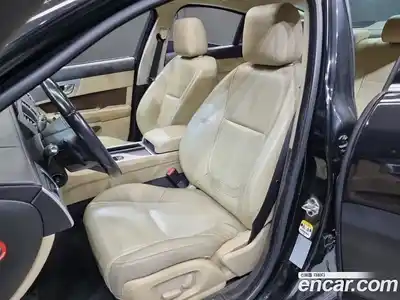 Jaguar XF 2013 2.2 гидро в Москве № 283956, миниатюра 12